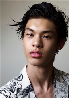 GEORGE KAPOSY | D`Management
