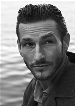 PARKER GREGORY | D`Management